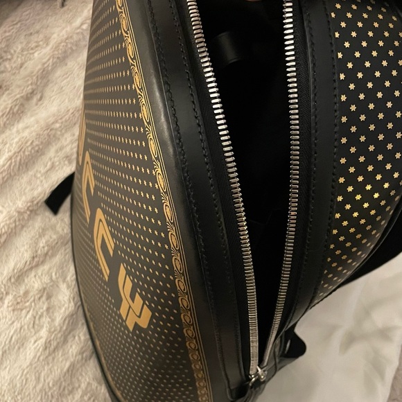 Guccy - Picture 4 of 15